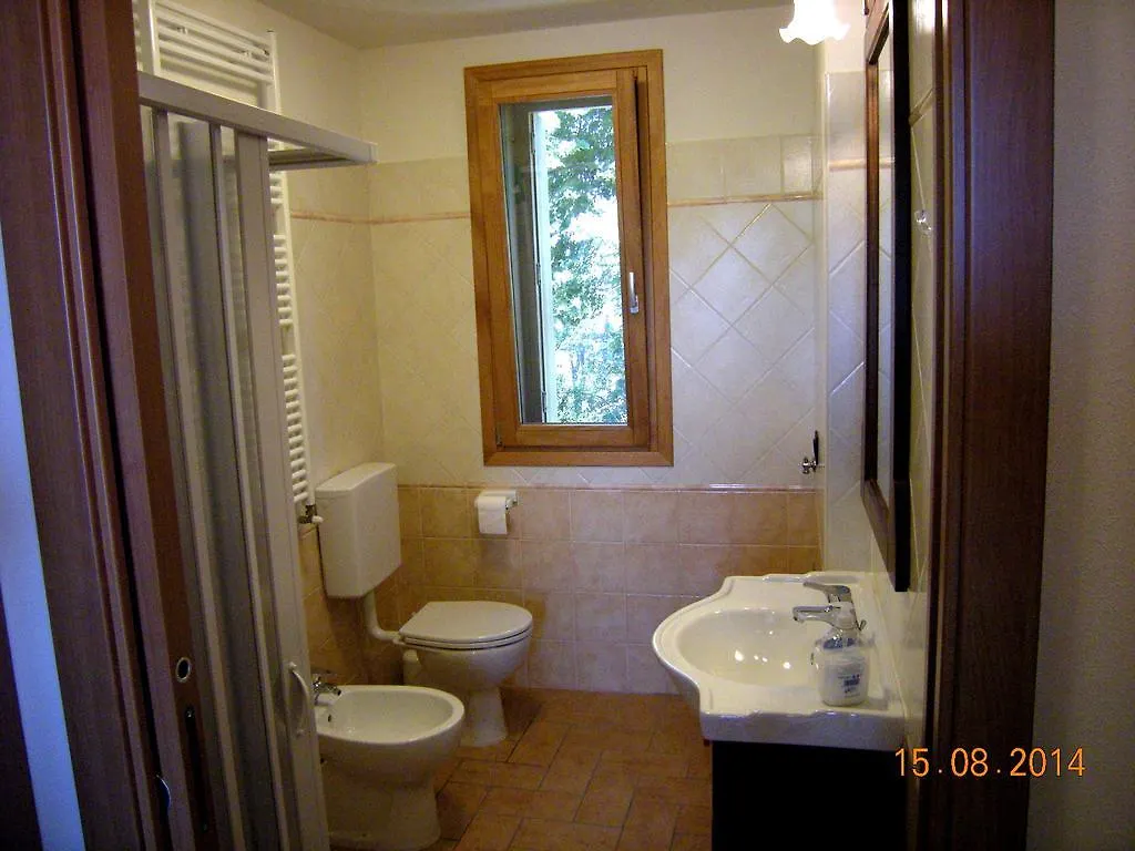 Castello San Romano Baiso Bed & Breakfast