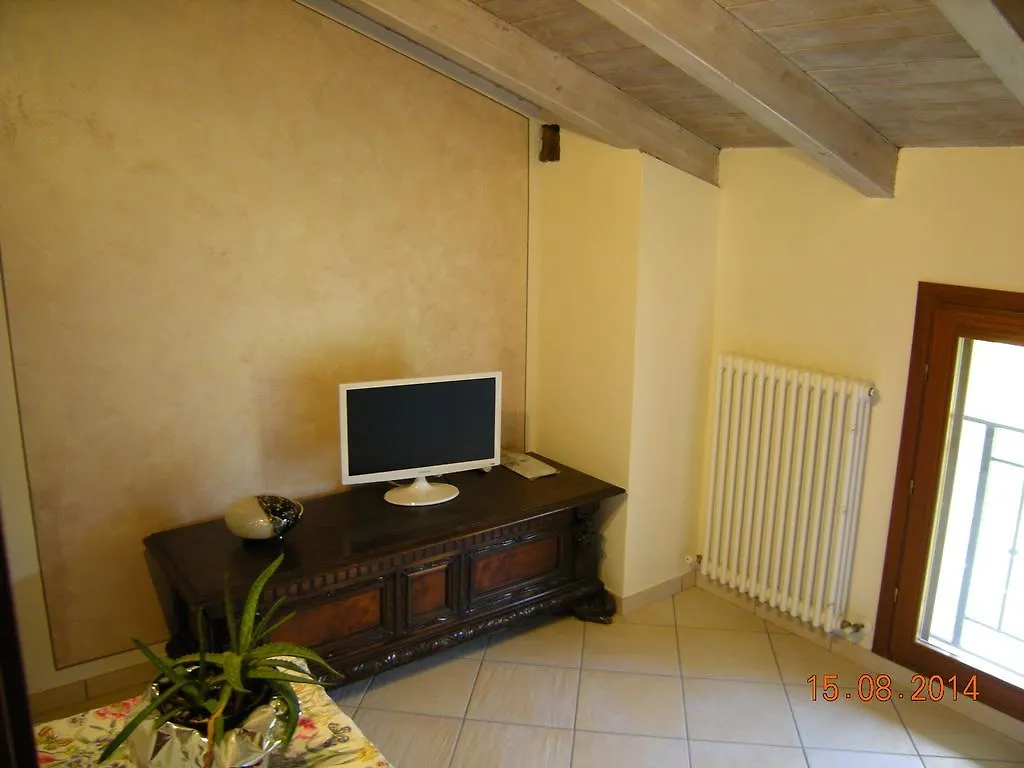 Bed & Breakfast Castello San Romano Baiso Italy